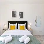 Lions Apartment *